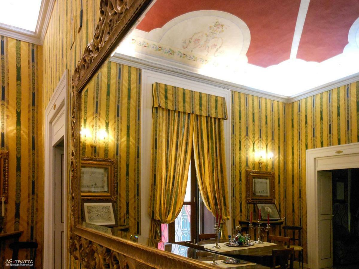 مبيت وإفطار بيتونتو Palazzo Antica Via Appia المظهر الخارجي الصورة